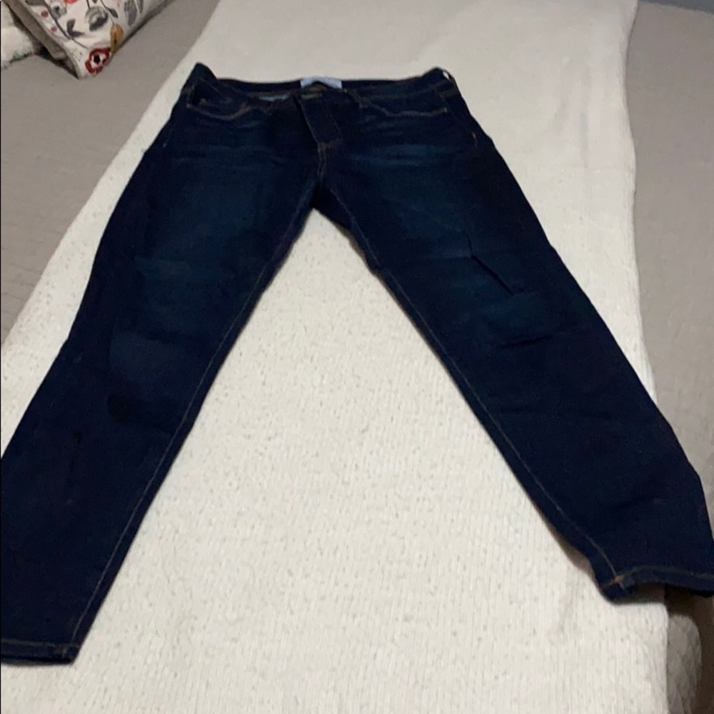 Vervet like new dark wash skinny Jean